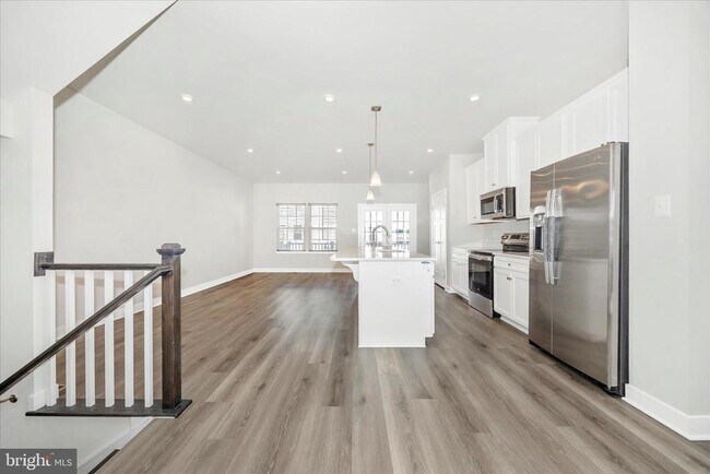 Building Photo - 195 Bel Aire Ln