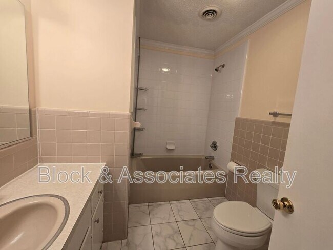 Building Photo - 2969 Tall Cedar Ln