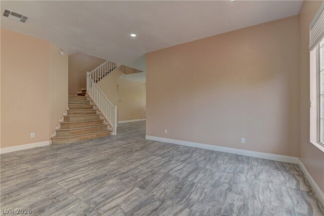 Building Photo - 5862 Bluthe Bridge Ave