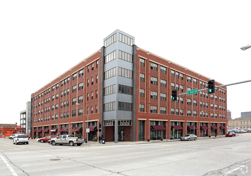 East Village Square 333 E Grand Ave Des Moines IA 50309 Apartment