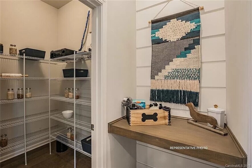 Building Photo - Room in Townhome on Ainslie Downs St