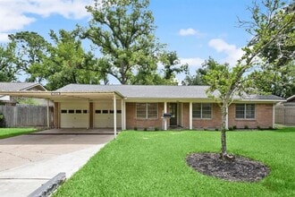 Building Photo - 3814 Galway Ln