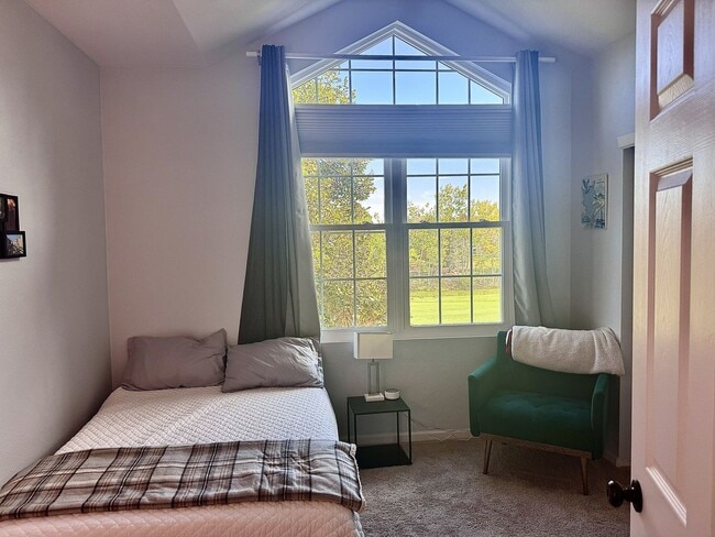 Building Photo - 2940 W Centennial Dr