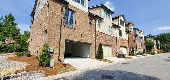Building Photo - COMING SOON !!
