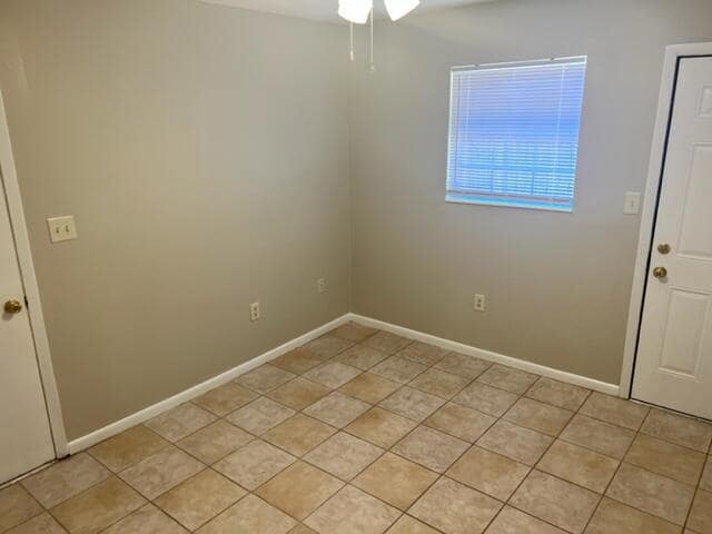 Building Photo - "Charming 3-Bed home with 2 Full Baths in the Ferry Park area of Fort Walton Beach!"