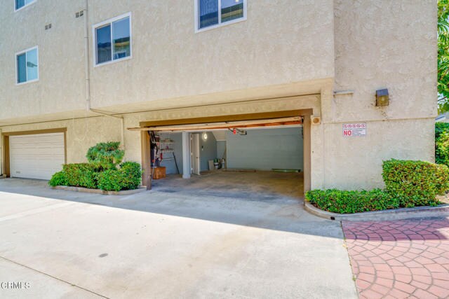 Building Photo - 522 S Ynez Ave