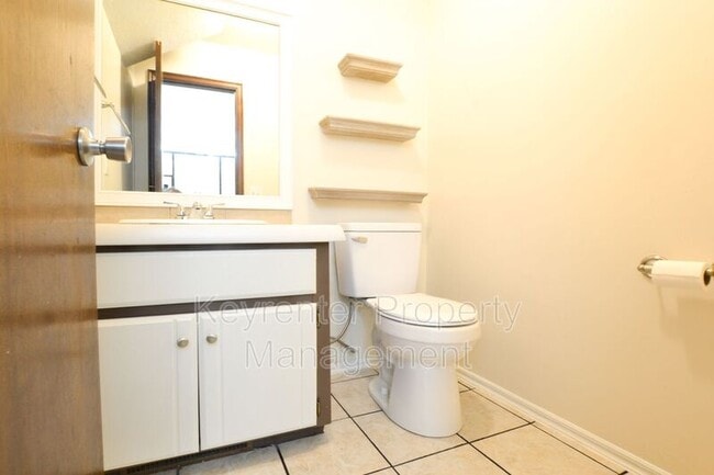 Building Photo - 10209 Shadowridge Dr