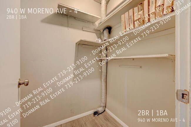 Building Photo - 940 W Moreno Ave