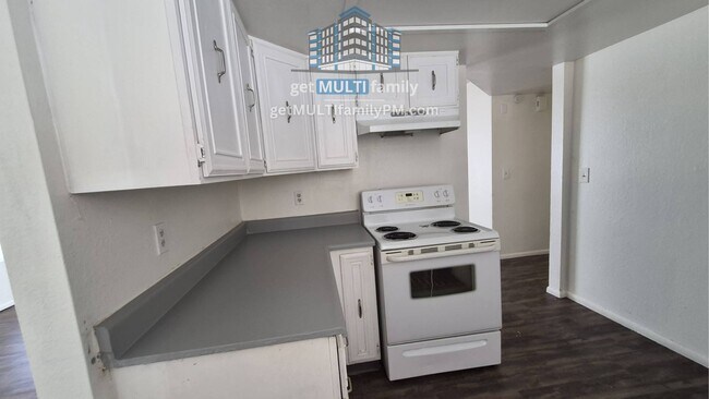 Building Photo - 334 N McQueen Rd