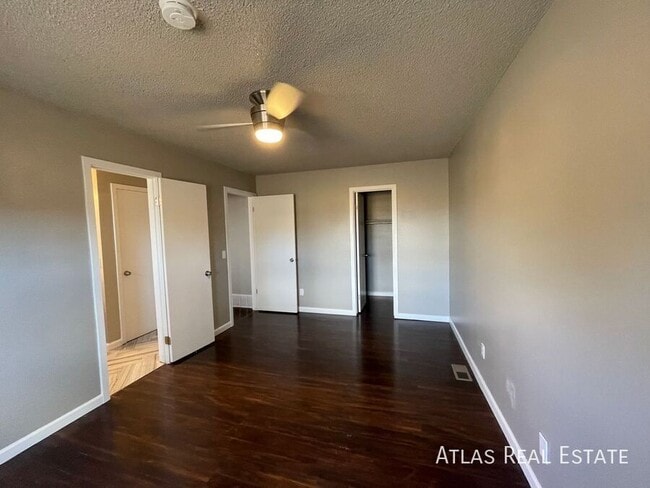 Building Photo - 2115 Bainbridge Rd