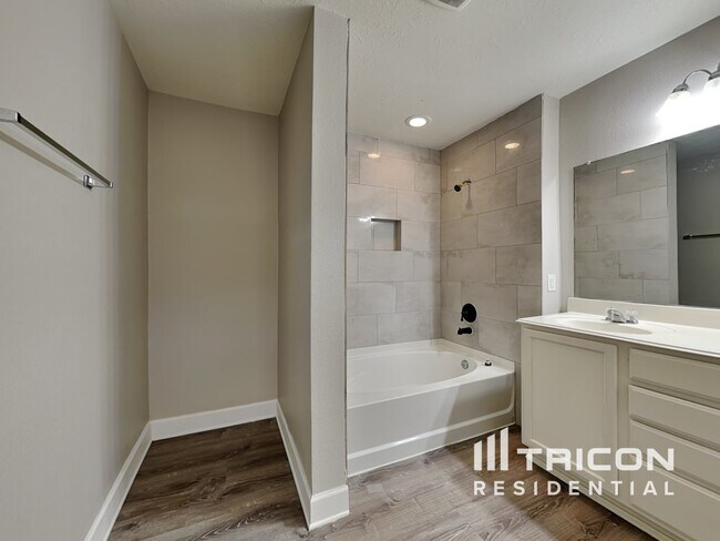 Building Photo - 4422 Brinton Saddle Ln