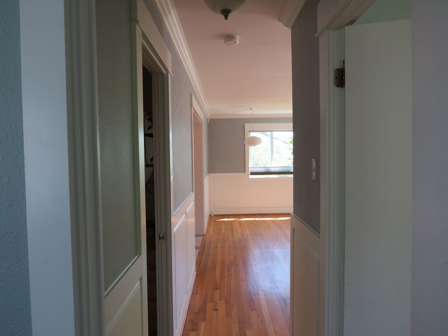 Building Photo - 10218 35th Ave SW