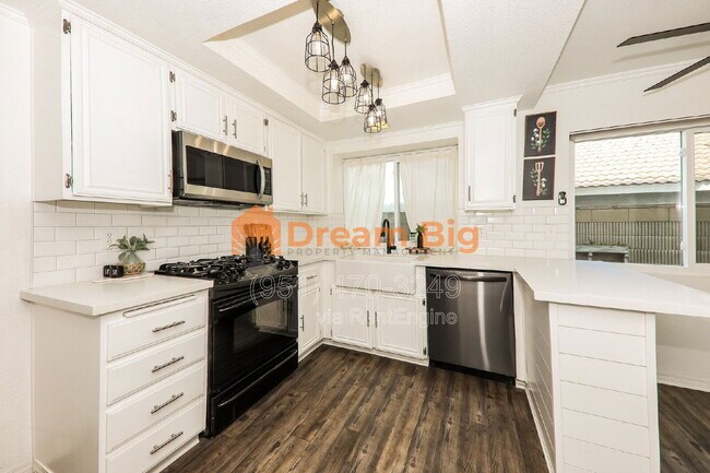 Building Photo - 12025 Weeping Willow Ln