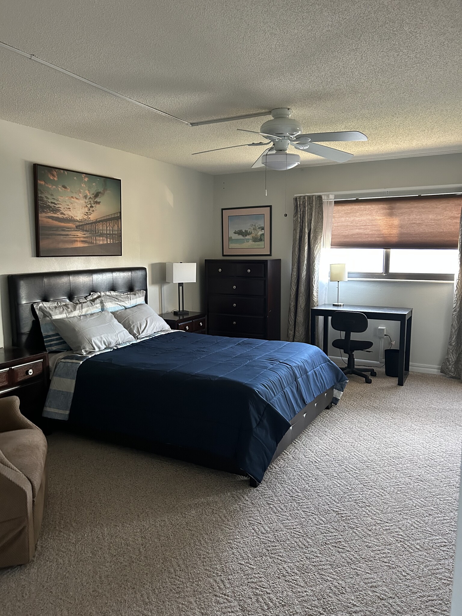 Master bedroom - 7101 Ridgewood Ave