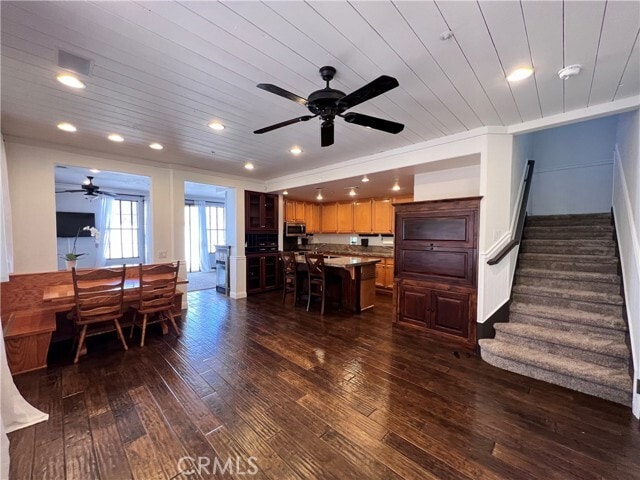 Building Photo - 28038 Via De Costa