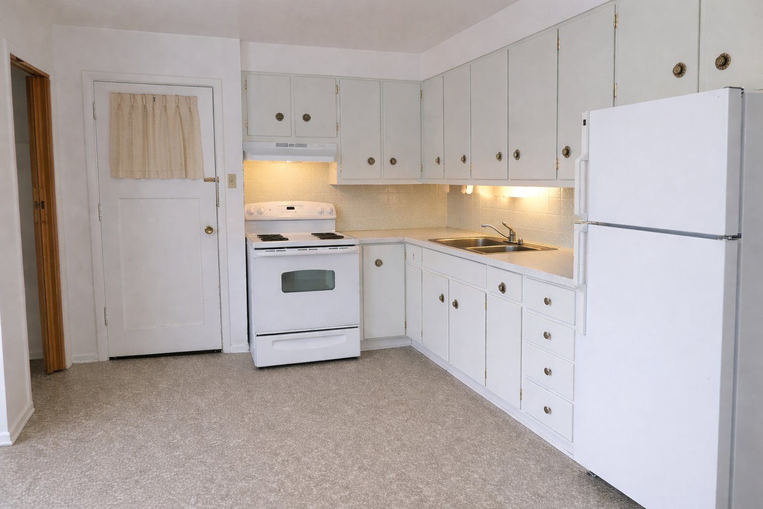 Building Photo - 1321 Walnut St