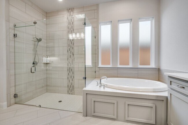 Building Photo - 4080 Freeman Way