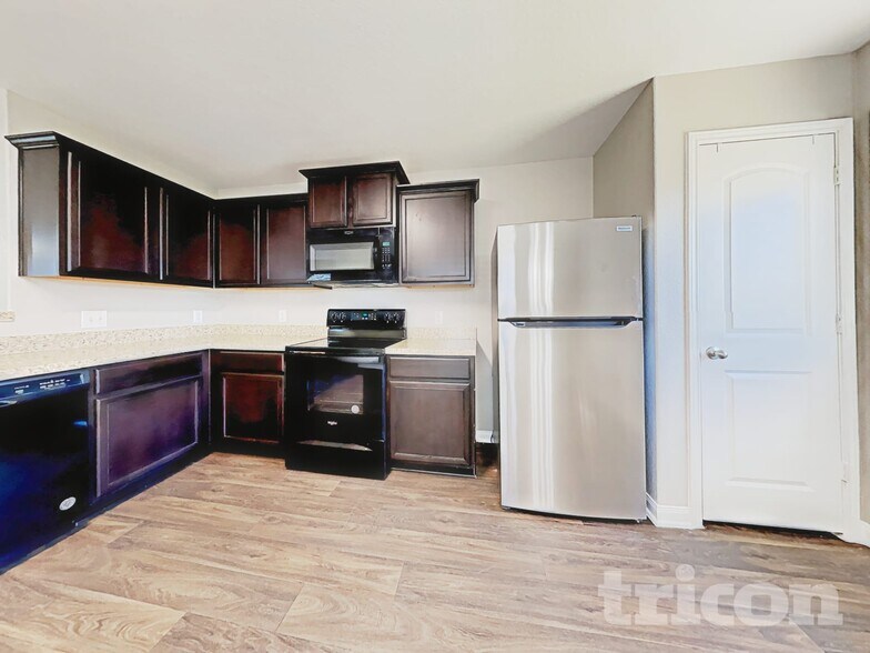 Building Photo - 1404 Breanna Ln