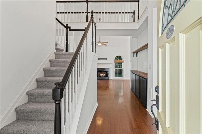 Building Photo - 3105 Ballet Ct