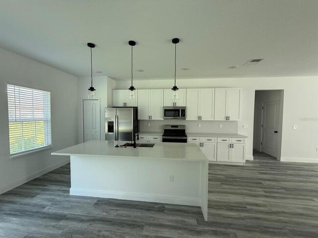 Building Photo - 2693 SW 153rd Pl Rd