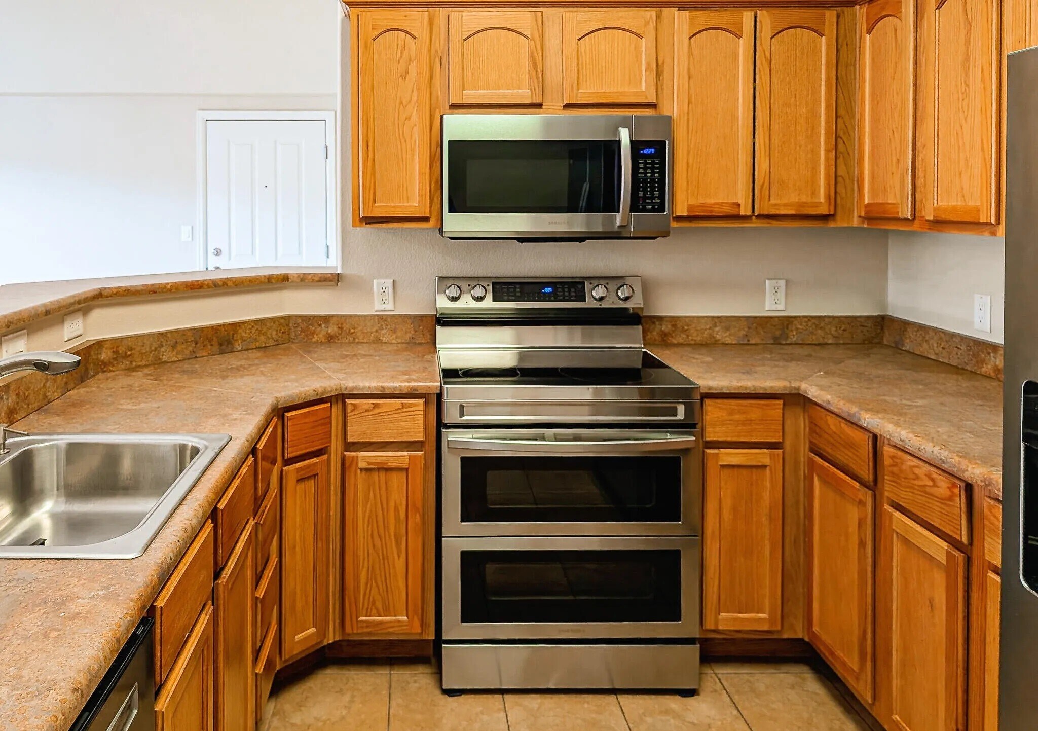 Kitchen - 612 River View Drive