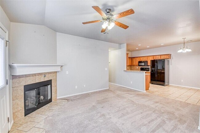 Building Photo - 4801 SE 77th St