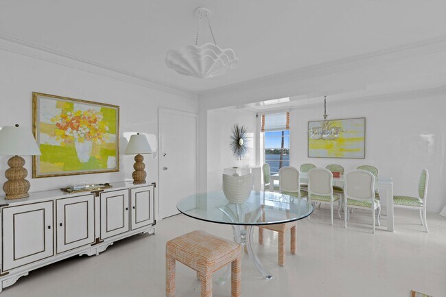 Building Photo - 2800 N Flagler Dr