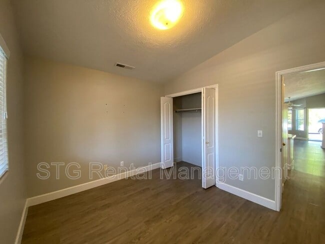 Building Photo - 1509 W 750 N