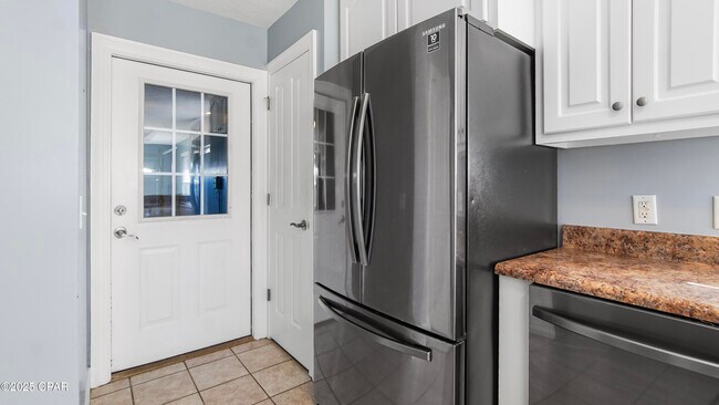 Building Photo - 4806 McCall Ln