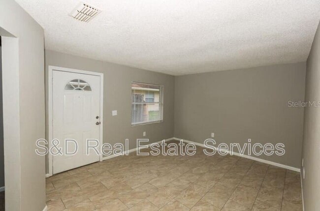 Building Photo - 3836 Deeson Rd