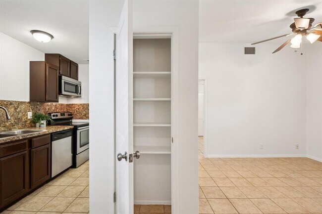 Building Photo - 4405 Avenue A