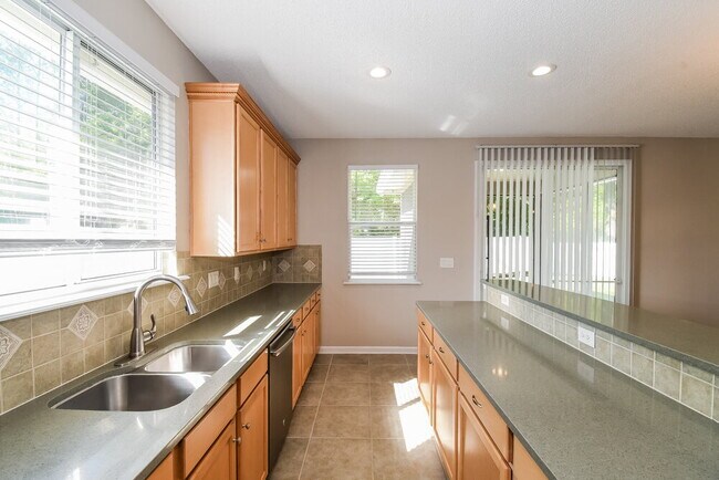 Building Photo - 7352 Hawks Point Ct