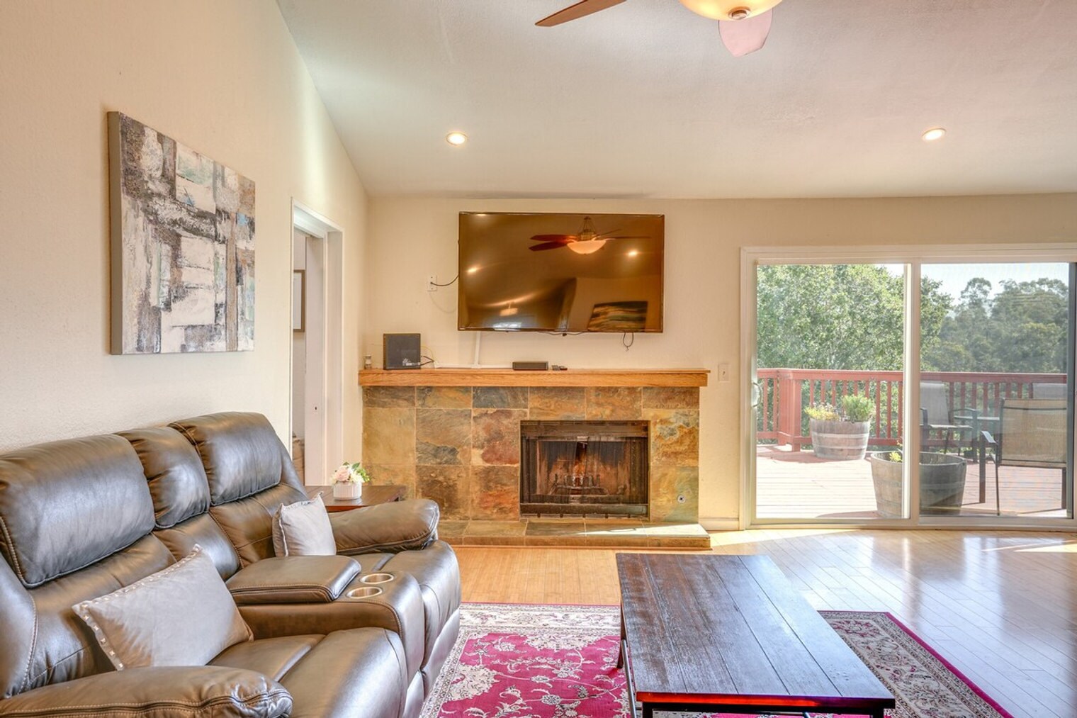 Building Photo - 420 Phoenix Cir