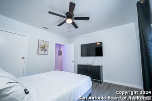 Building Photo - 555 Hansford St