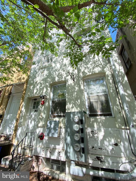 Building Photo - 2031 E Susquehanna Ave