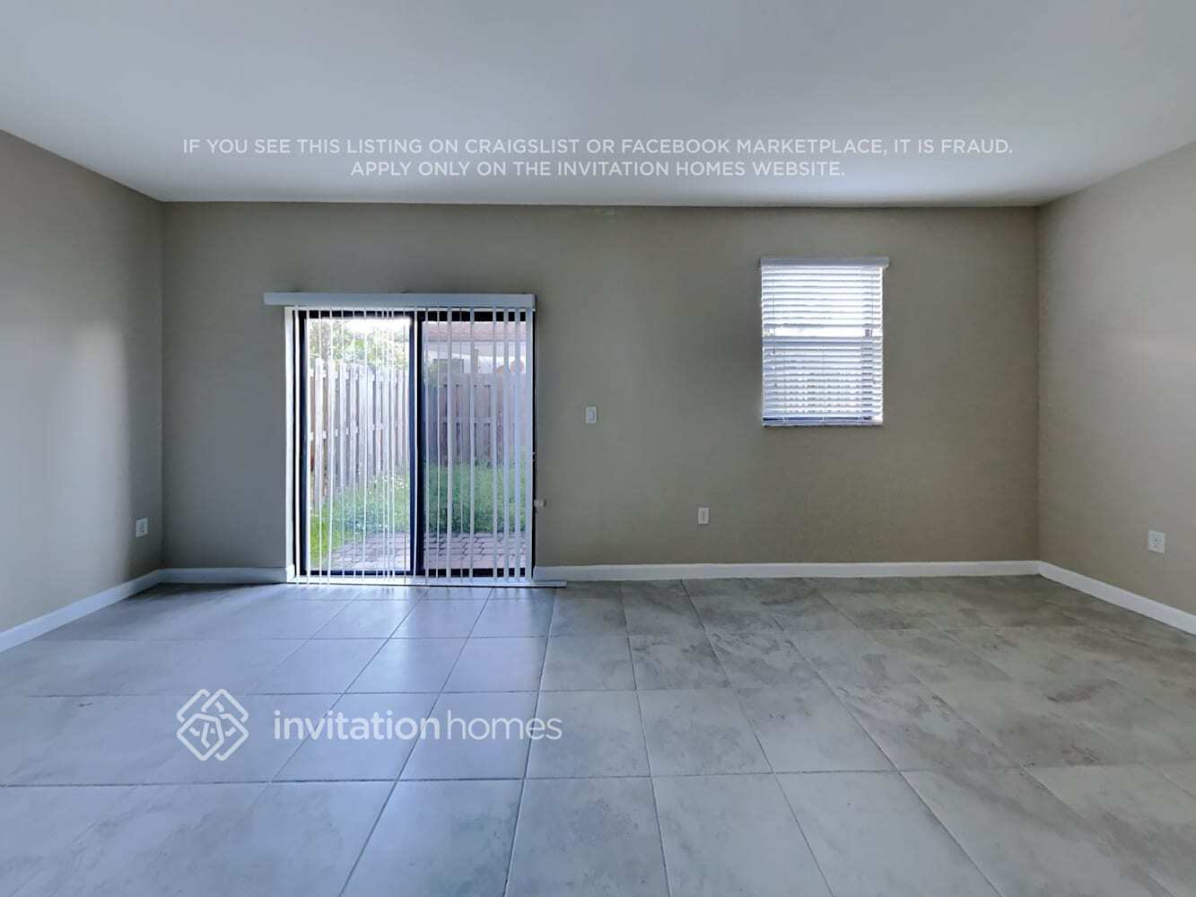 Building Photo - 165 SE 34th Terrace