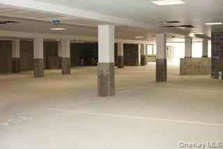 Building Photo - 400 Carney St