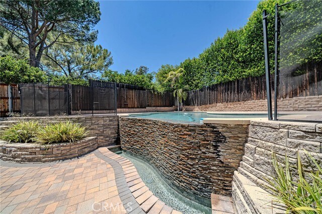 Building Photo - 1217 Olive Ln