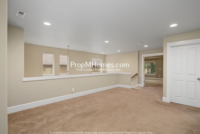 Building Photo - 5893 NW Lark Meadow Terrace
