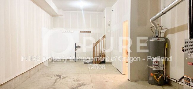 Building Photo - 1572 SW 175th Ave