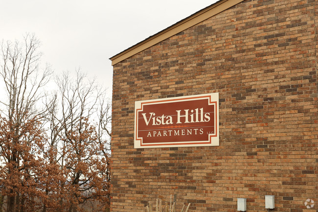 Building Photo - Vista Hills Apartments