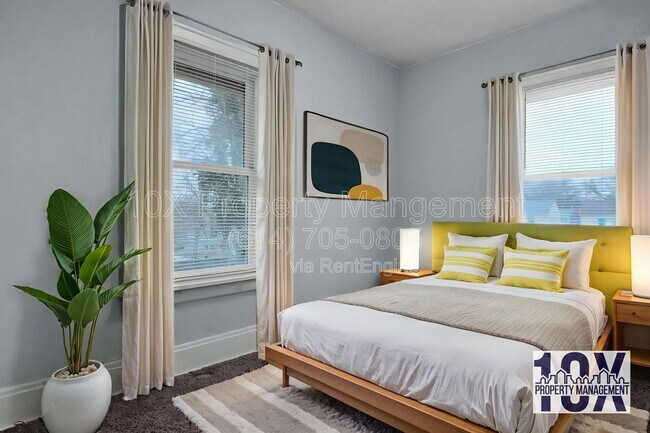 Building Photo - 614 Lilley Ave