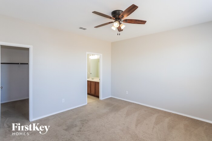 Building Photo - 7705 Berrenda Dr