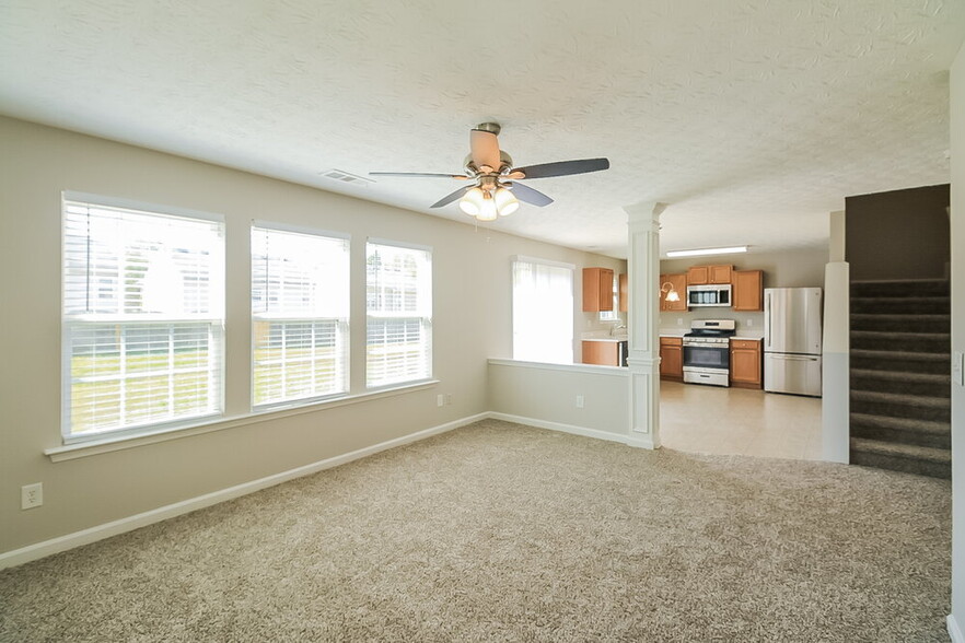 Building Photo - 4353 Grant Forest Cir