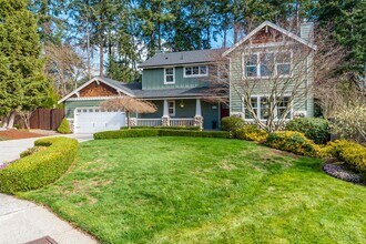 Building Photo - 3 Bedroom 2.5 Bath House