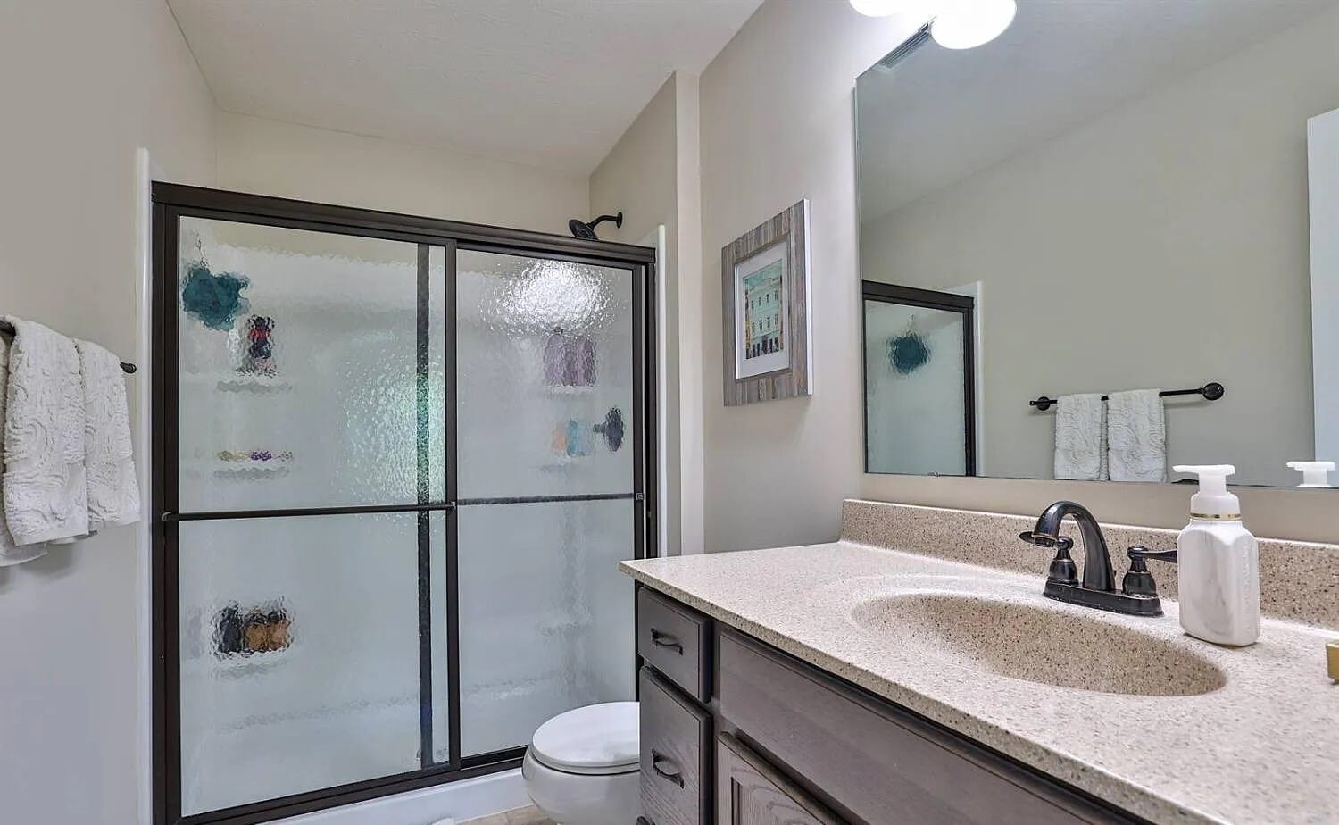 Building Photo - 7947 Oakbridge Way