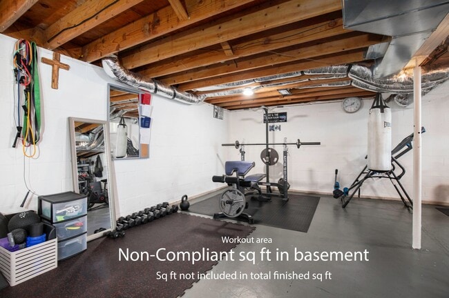 Building Photo - 413 Elm Street Heights