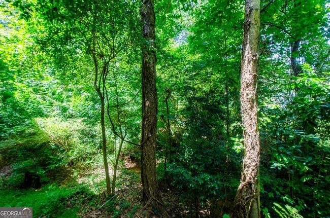 Building Photo - 5157 Roswell Rd