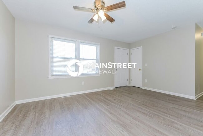 Building Photo - 3 Bedroom Pet-Friendly Home in Pleasant Hi...