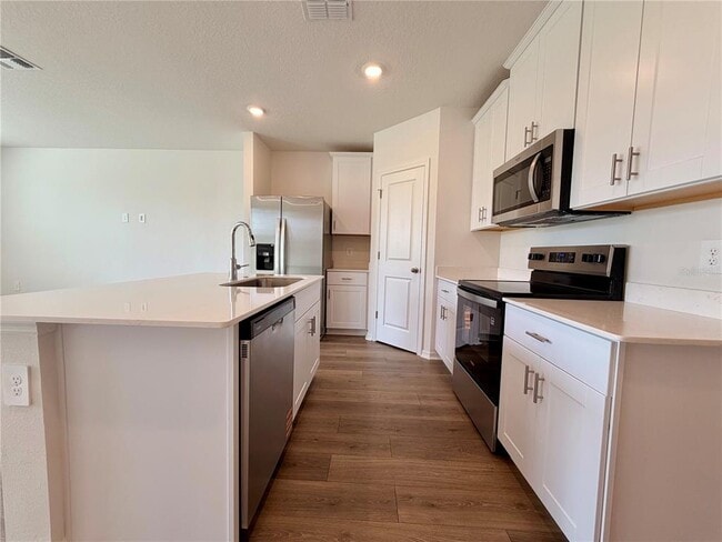 Building Photo - 709 Spartina St